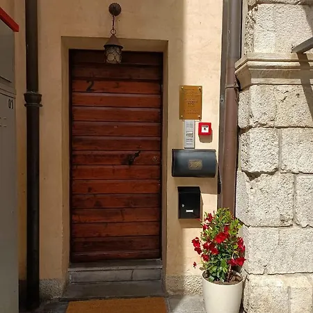La Loggia Gæstehus Venzone