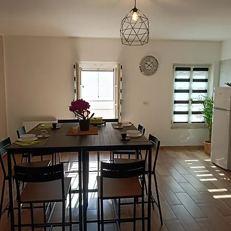 La Loggia Gæstehus Venzone